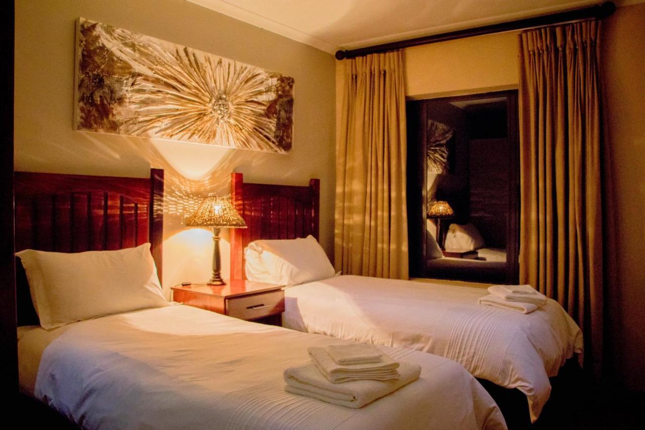African Safari Lodge Grahamstown Exteriör bild
